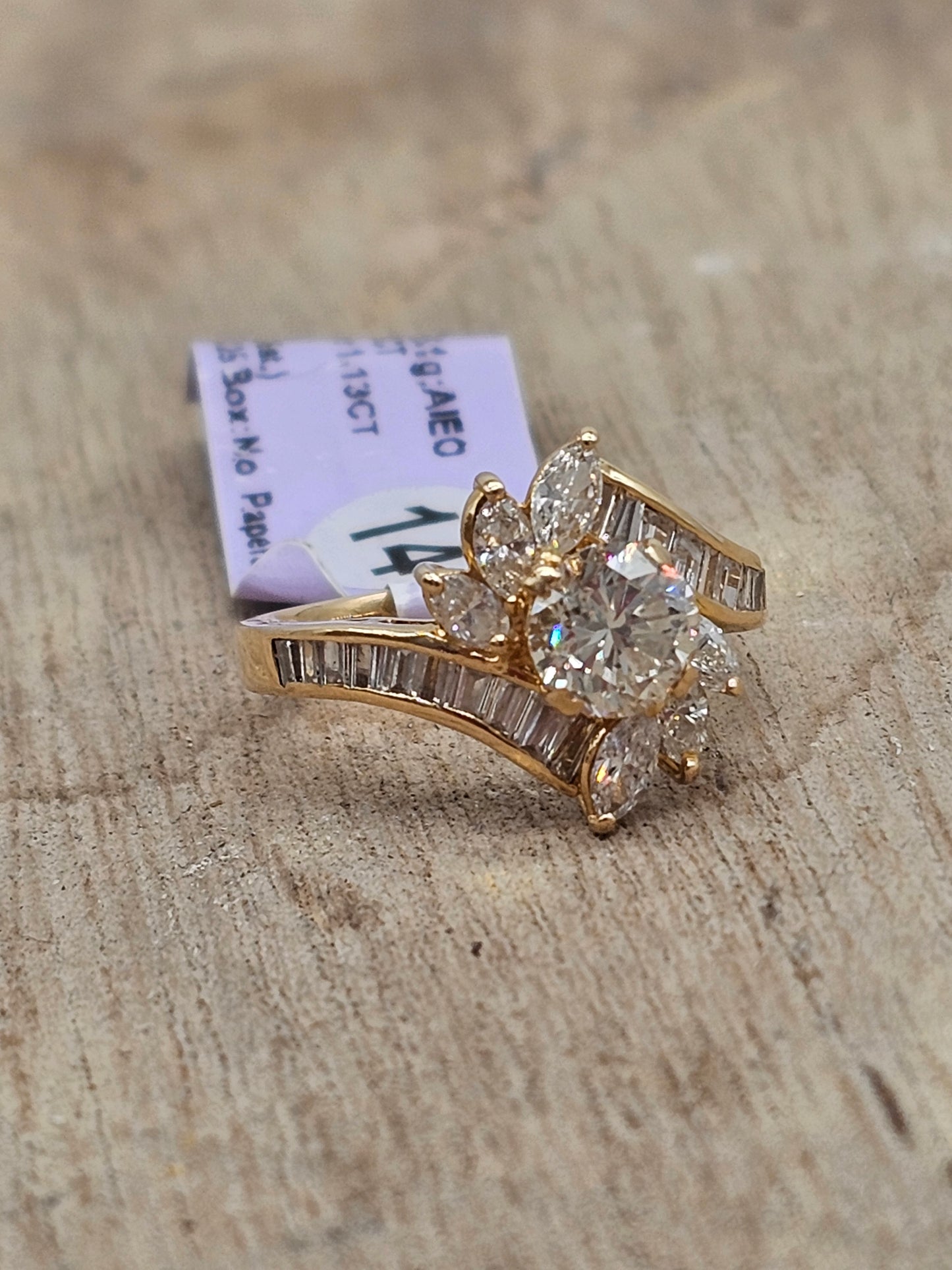 Ring - 18k Gold & 2.49 CT Diamond