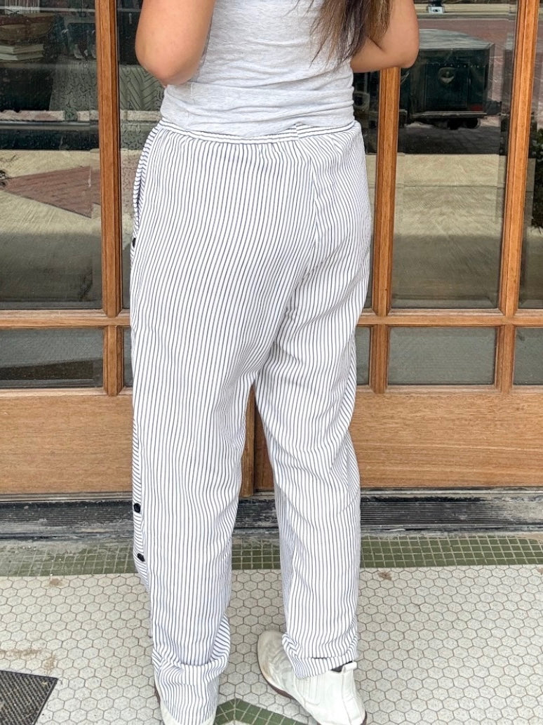Trousers - Gray Striped