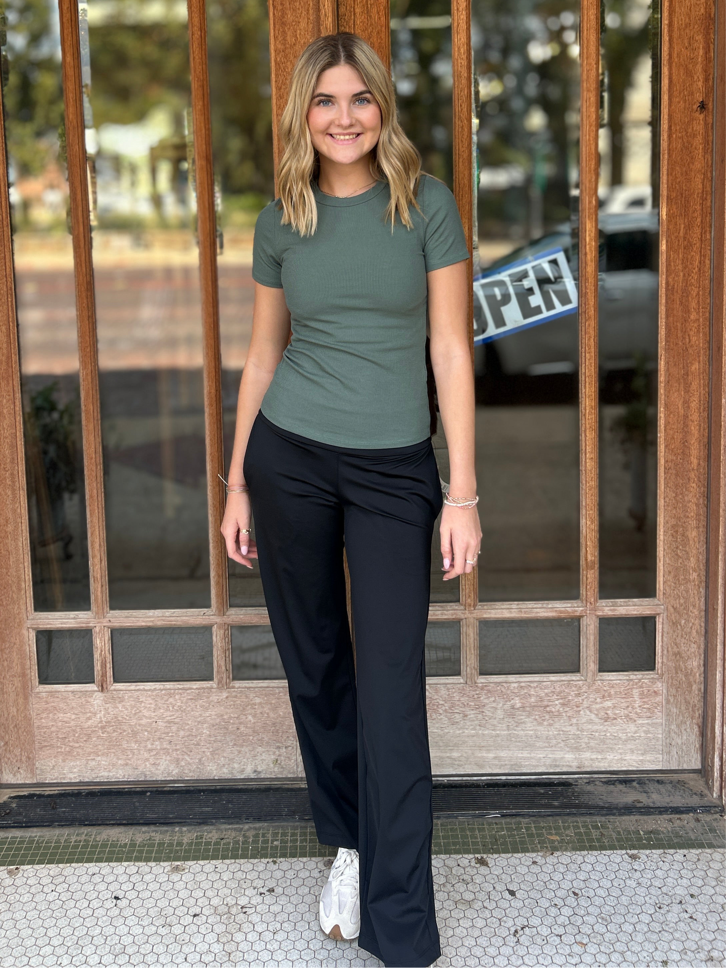 Athleisure | Top Silky Pine Essential Short-Sleeved Micro-Ribbed