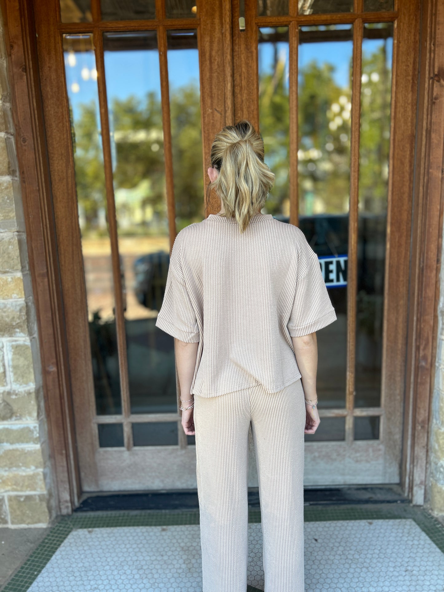 Sets | Raised Rib Short Sleeve Tee & Pants Light Mocha