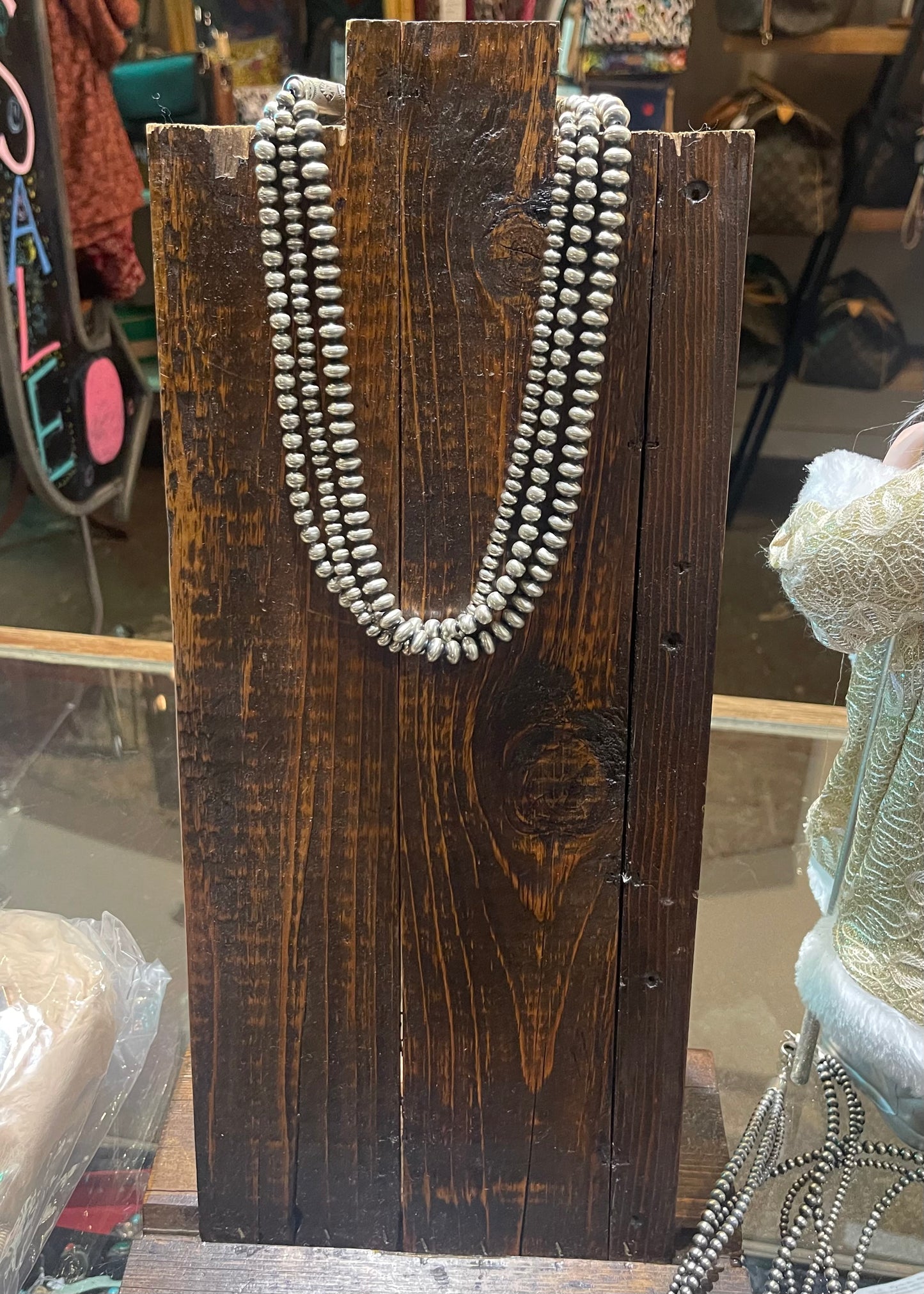 Necklace | Sterling Silver Navajo Bead (20in)