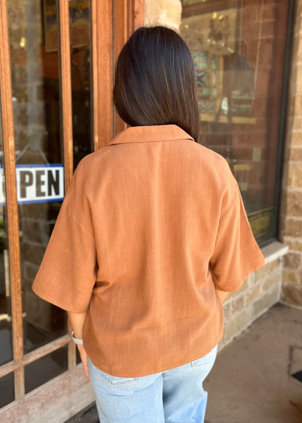 Tops | Blouse Brown Linen Camp Collar Collared V Neck W/Chest Pockets Elbow Sleeves Below Waist