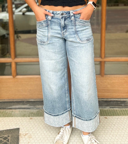 KanCan Jeans - Mid Rise Crop Wide