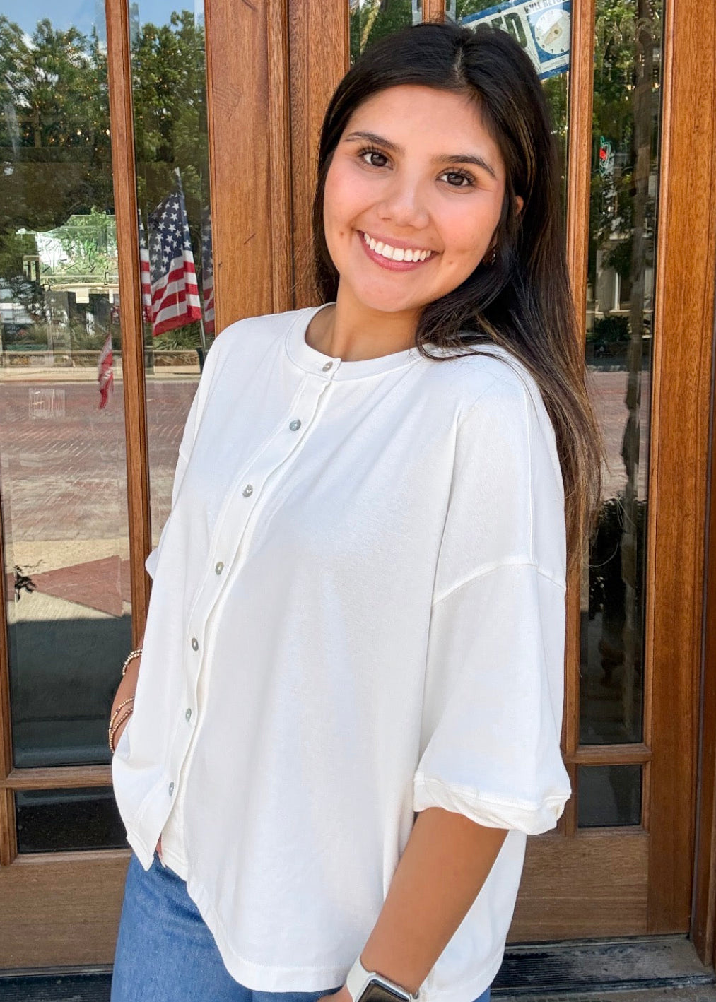 Top - White Oversized Button Front