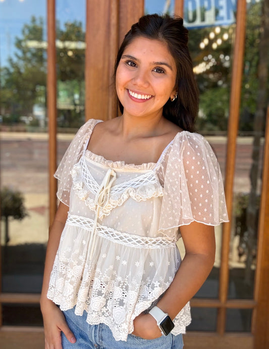 Blouse - Vintage Lace Flutter Sleeve