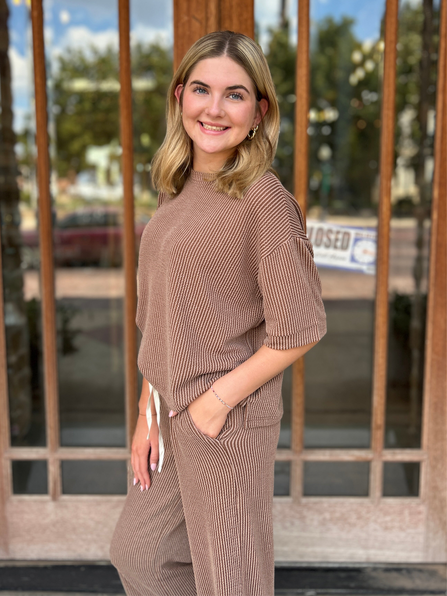 Sets | Brown Raised Rib Short Sleeve Tee & Pants