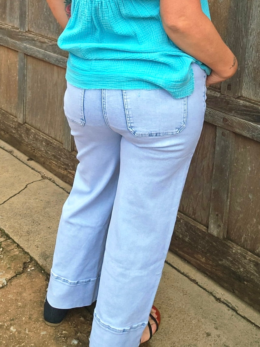 Bottoms | KanCan Jeans Light High Rise Cropped Wide Leg