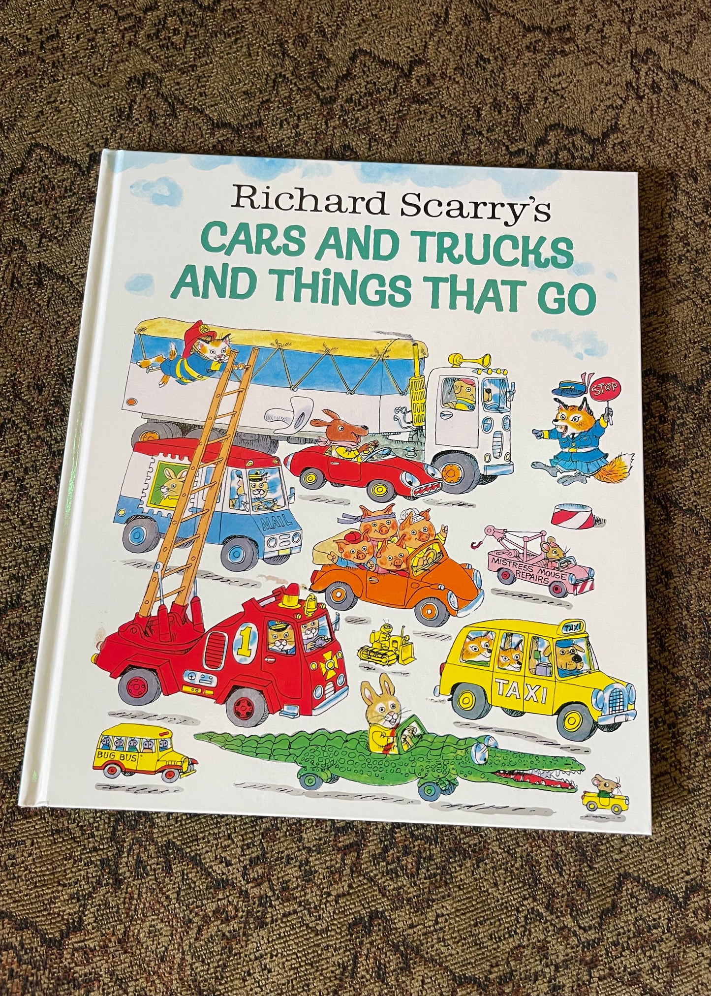 Richard Scarry's Cars And Trucks And Things That Go