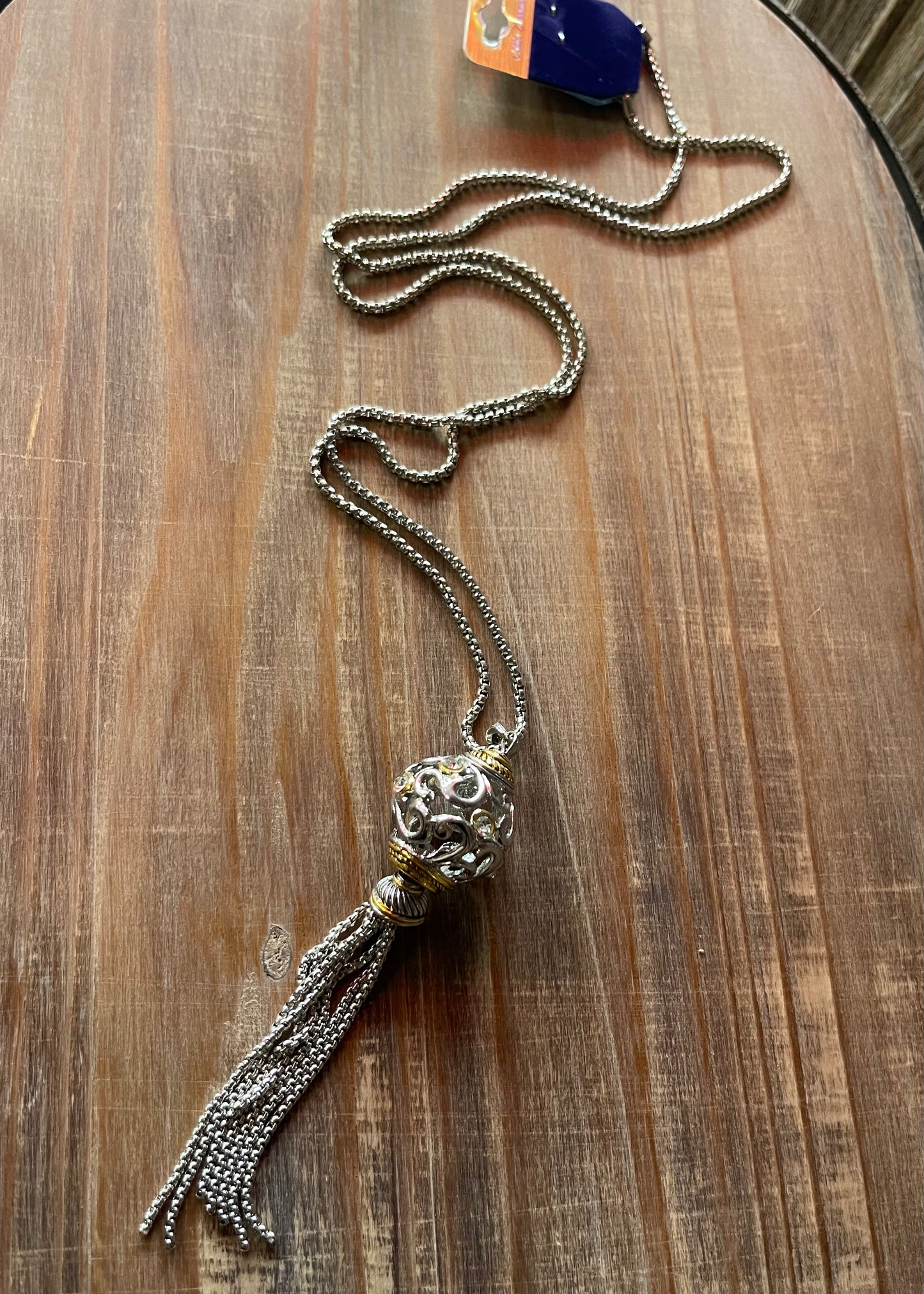 Necklace | Two Tone Filigree Pendant Tassel Necklace