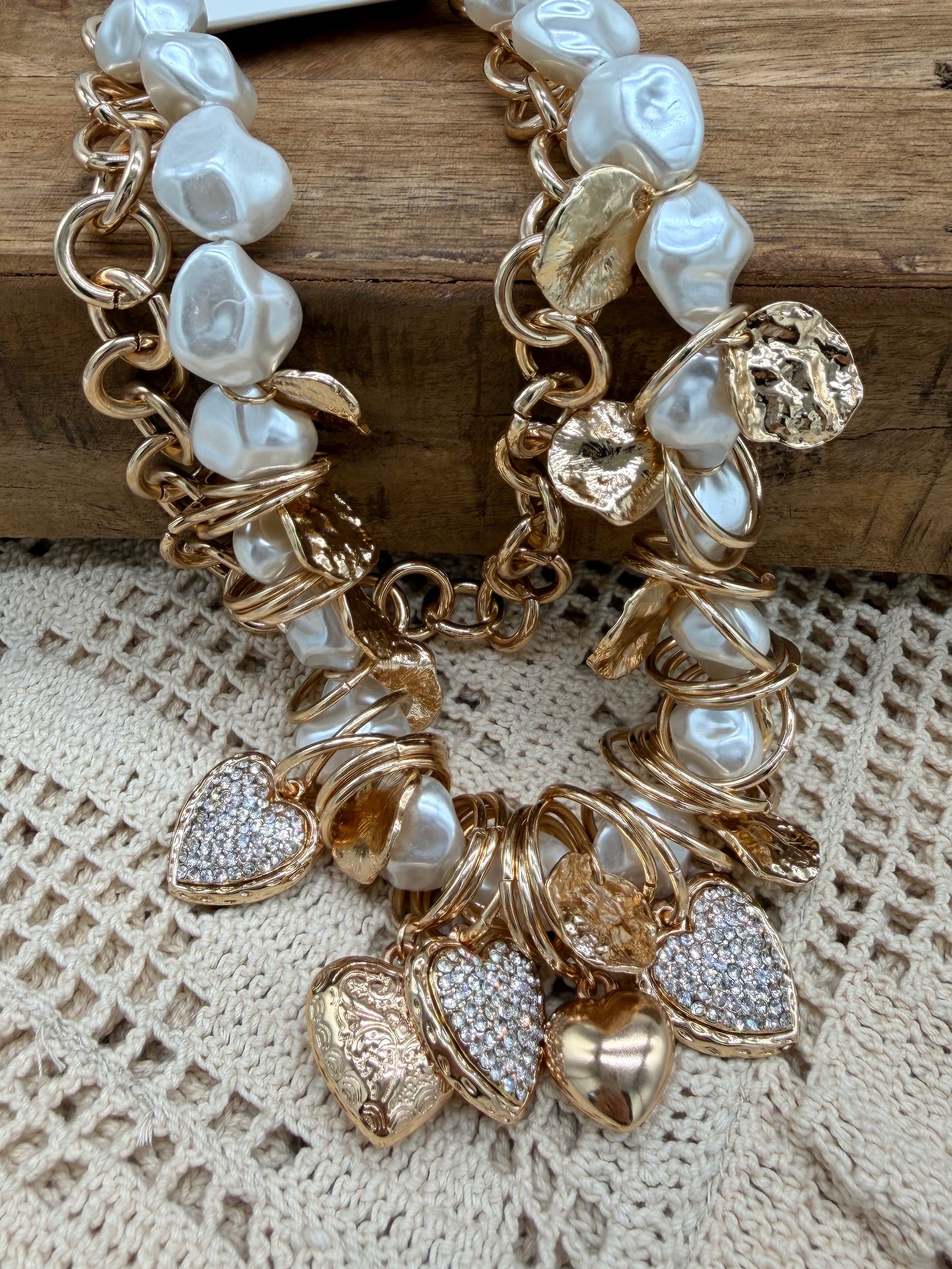 Jewelry | Necklace Chunky Heart Charm Pearl Beaded Layered