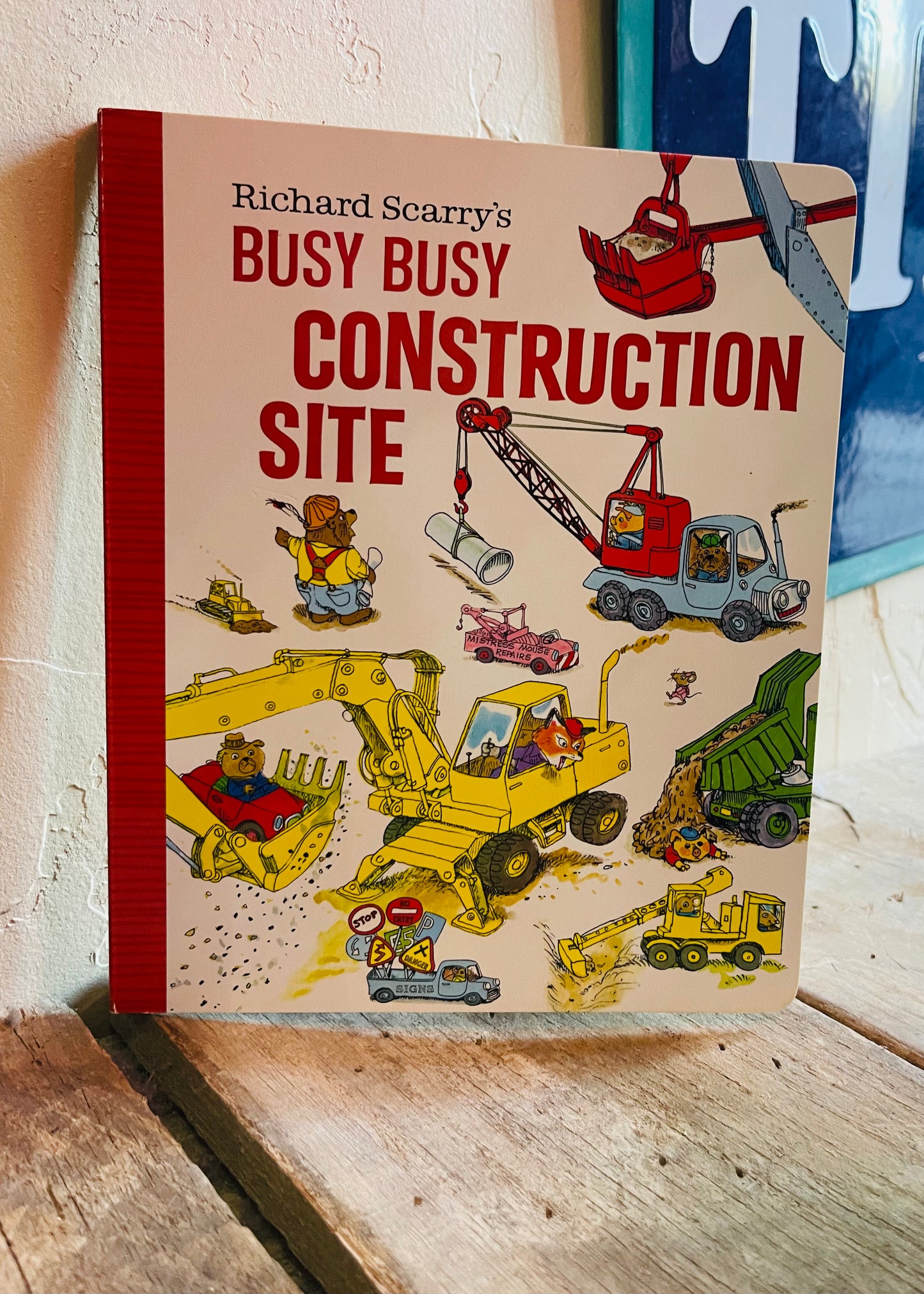 Richard Scarry’s Busy Busy Construction Site Book