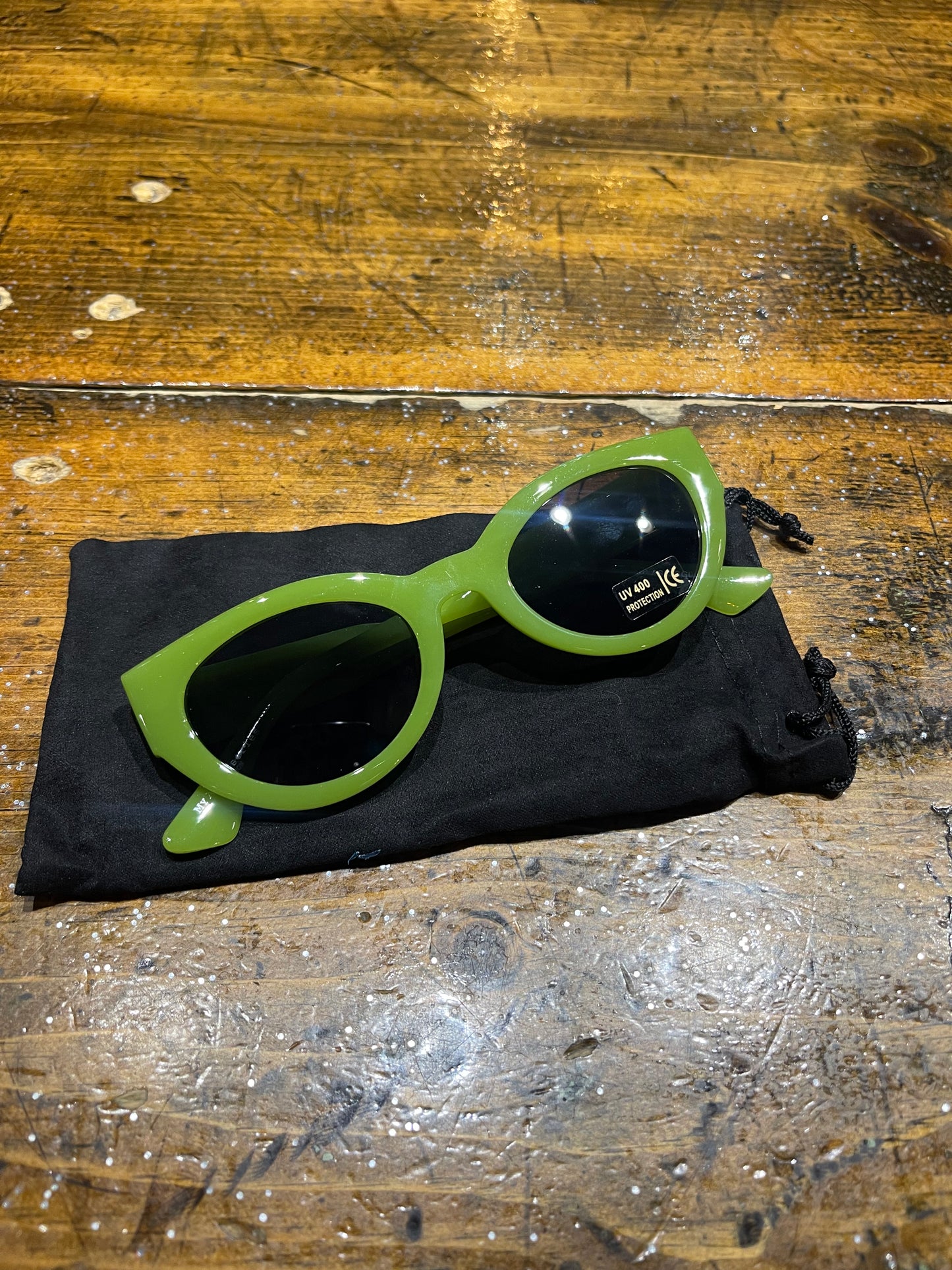 Sunglasses | Oval Green Cat-Eye Sunglasses