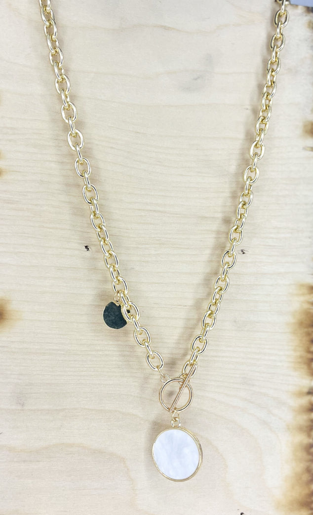 Necklace | Alloy Round Pendant Necklace