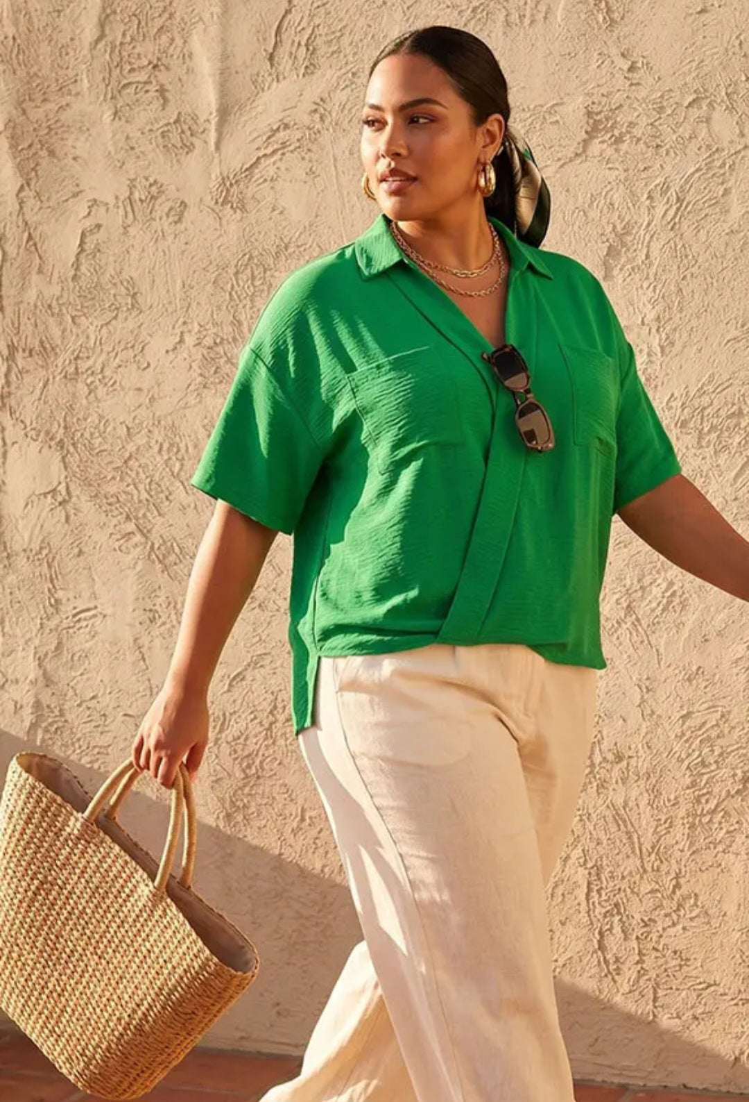 Blouse - Kelly Green Collared