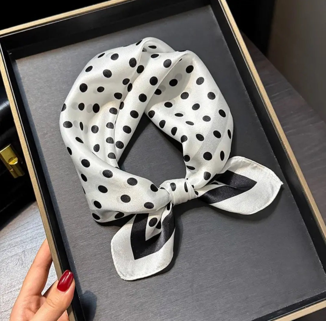Scarf - Polka Dot Mulberry