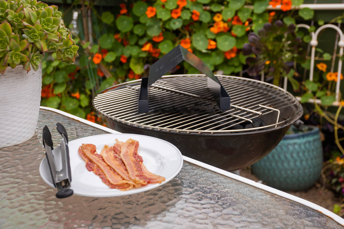 Home and Garden | Outset Bacon Grill Rack Nonstick, 8.5” X 10” x 5”