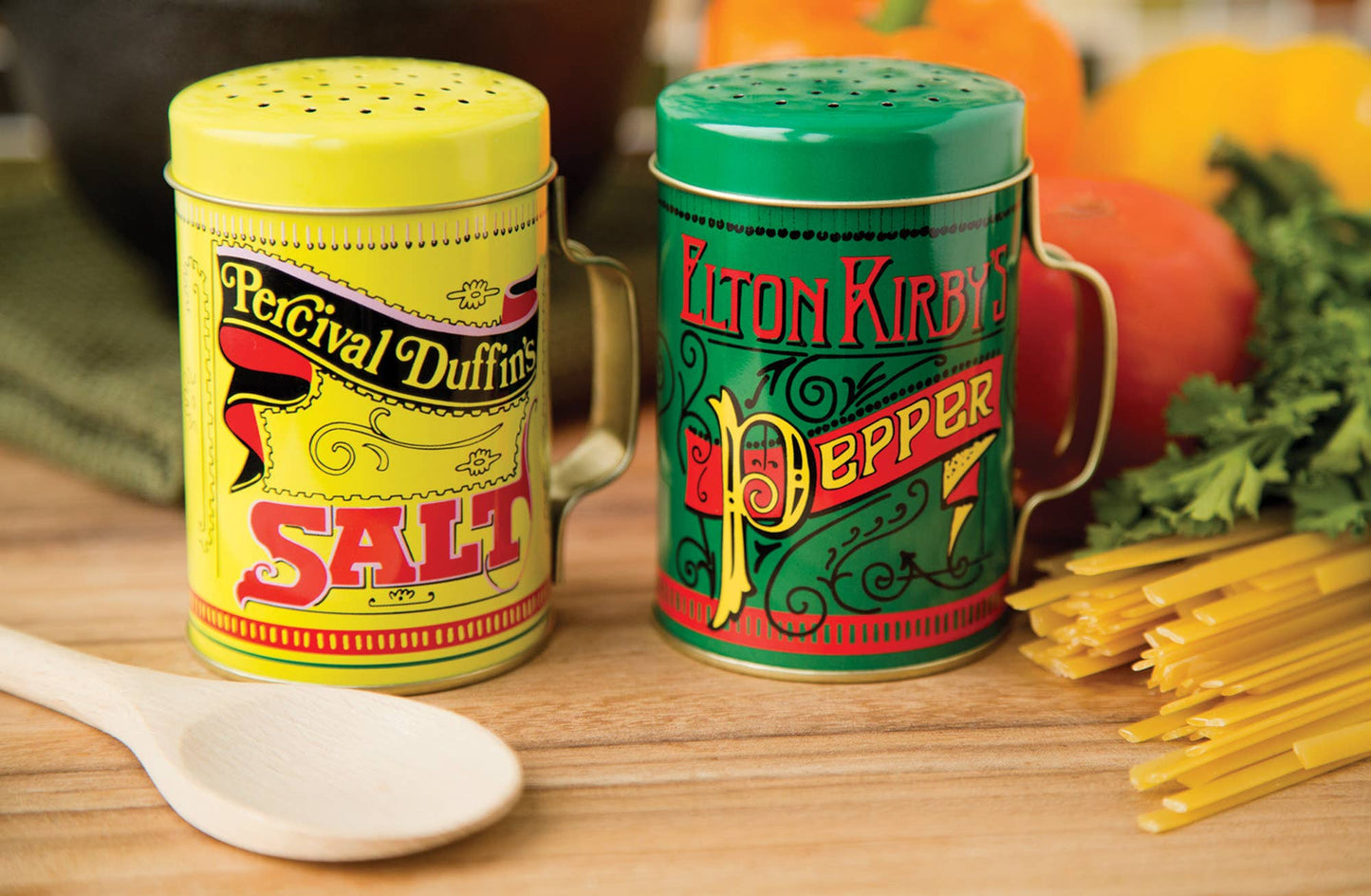 Housewares | Salt and Pepper Shaker Set, Nostalgic, 4"
