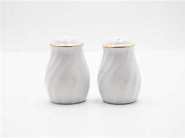 Tabletop | Gold Ceramic Salt & Pepper Set