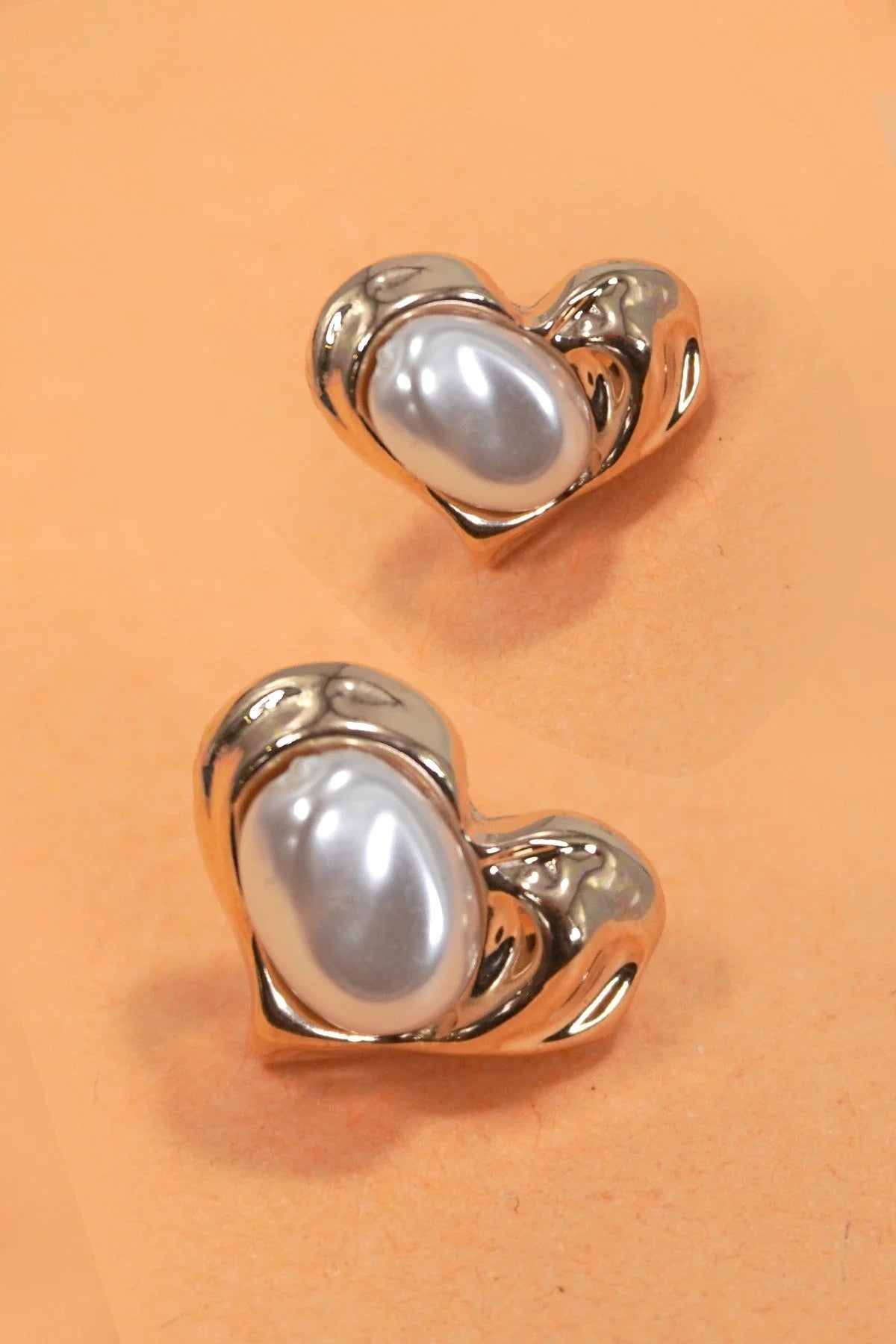 Natural Pearl Heart Post Earrings