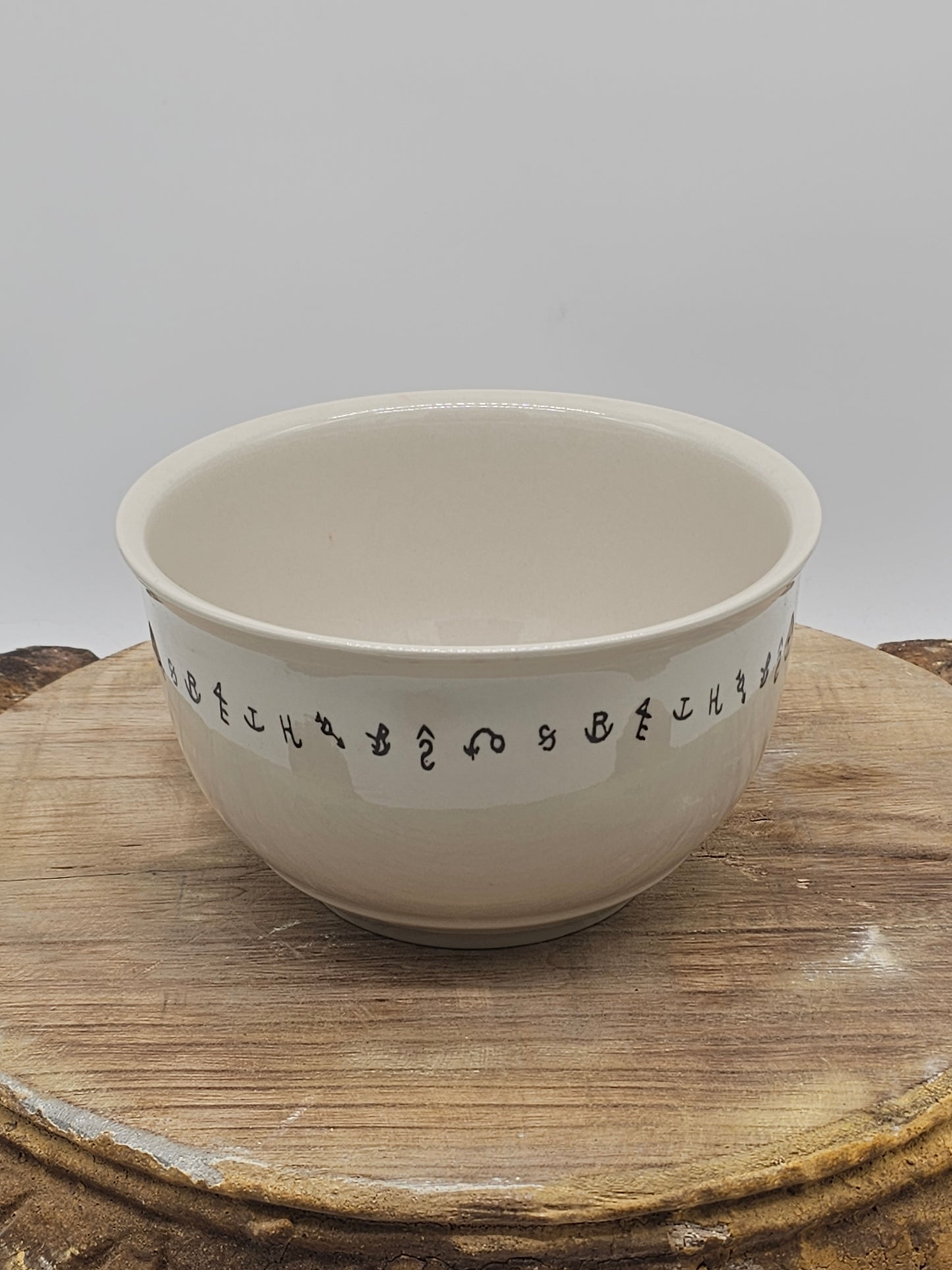 Kitchen | Medium Stoneware Mixing Bowl
