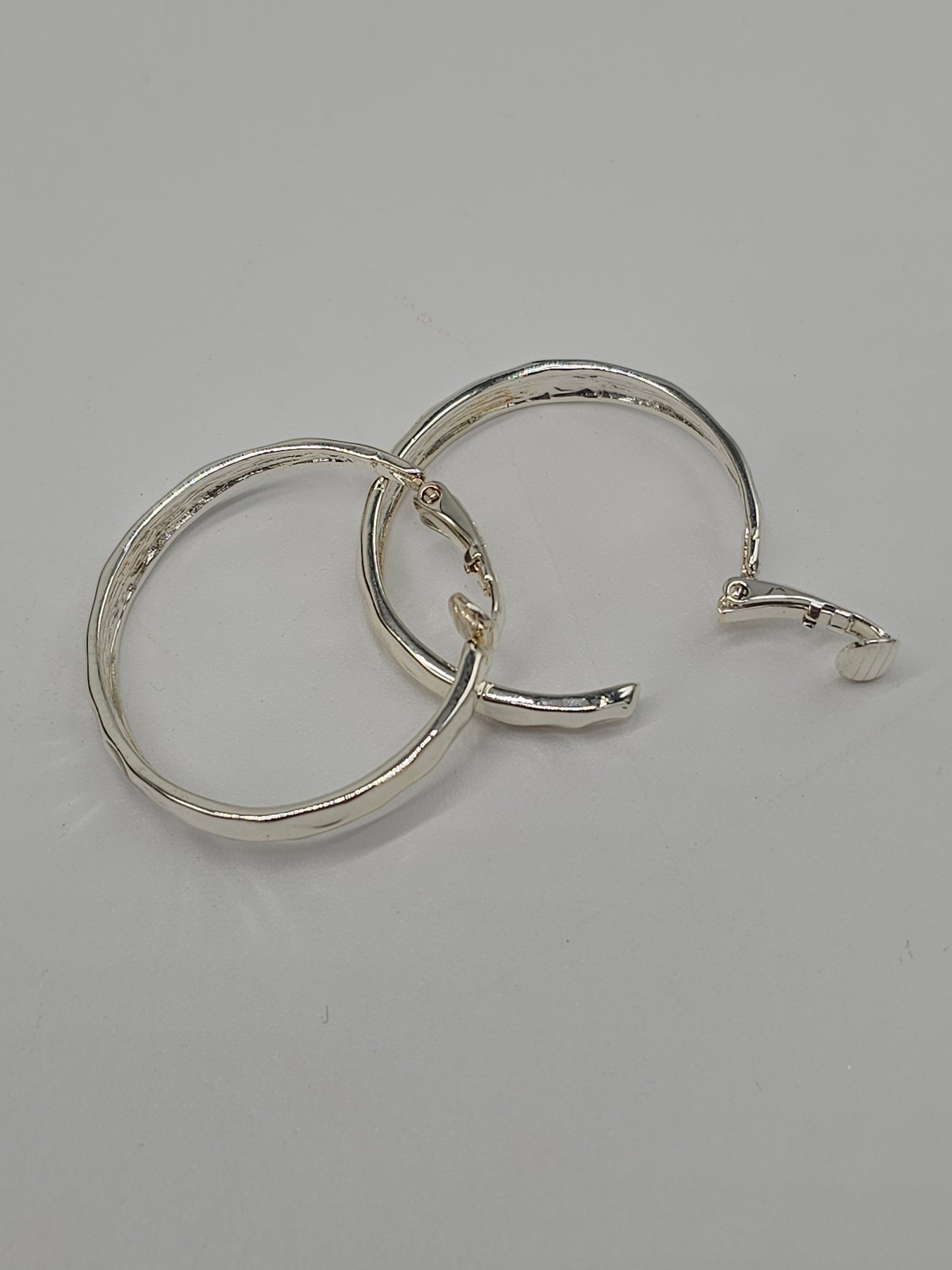 Jewelry | Earrings Circle Clip Hammered Metal