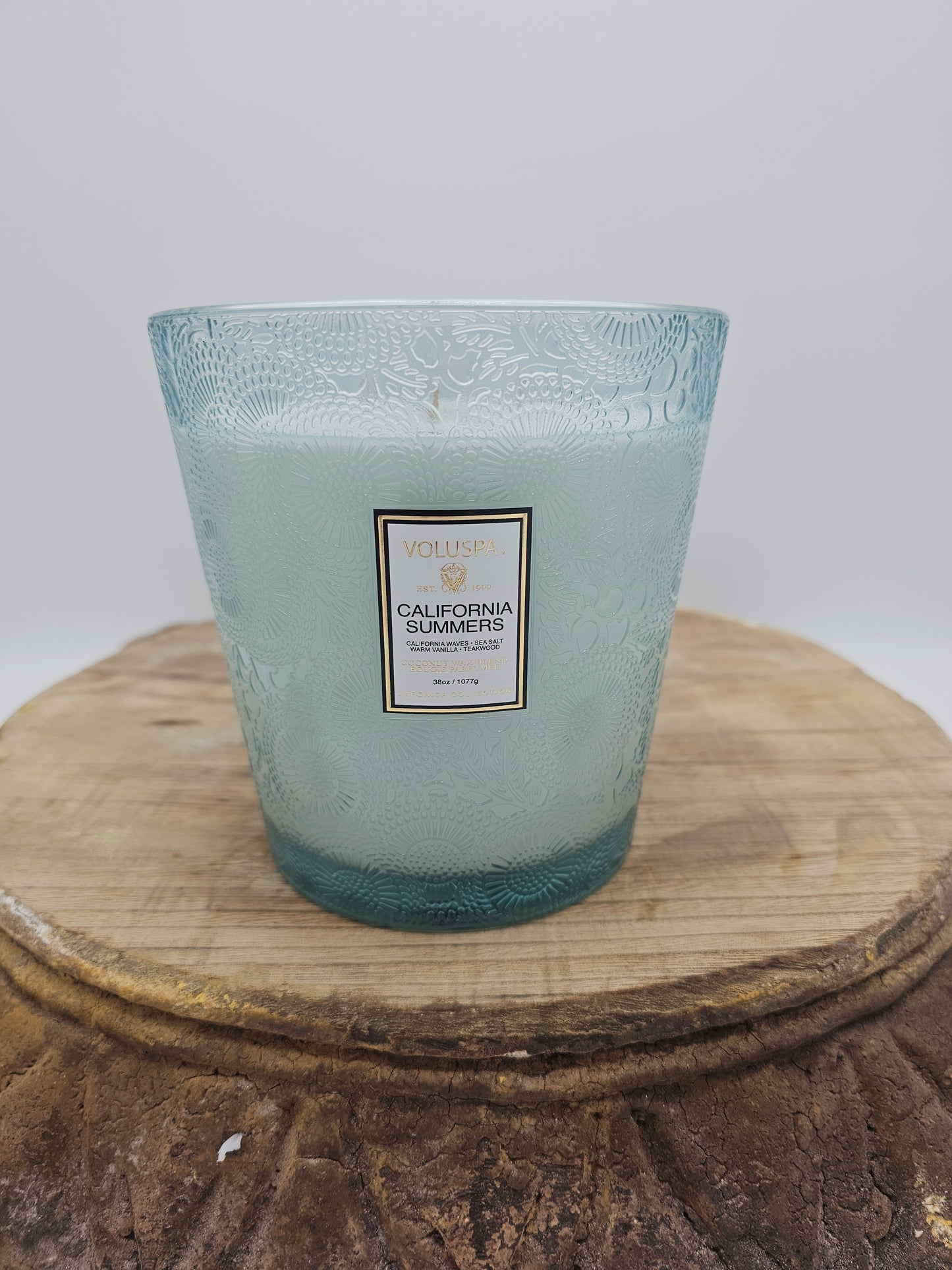 Candle | Voluspa Gilt Pomander & Hinoki 38oz