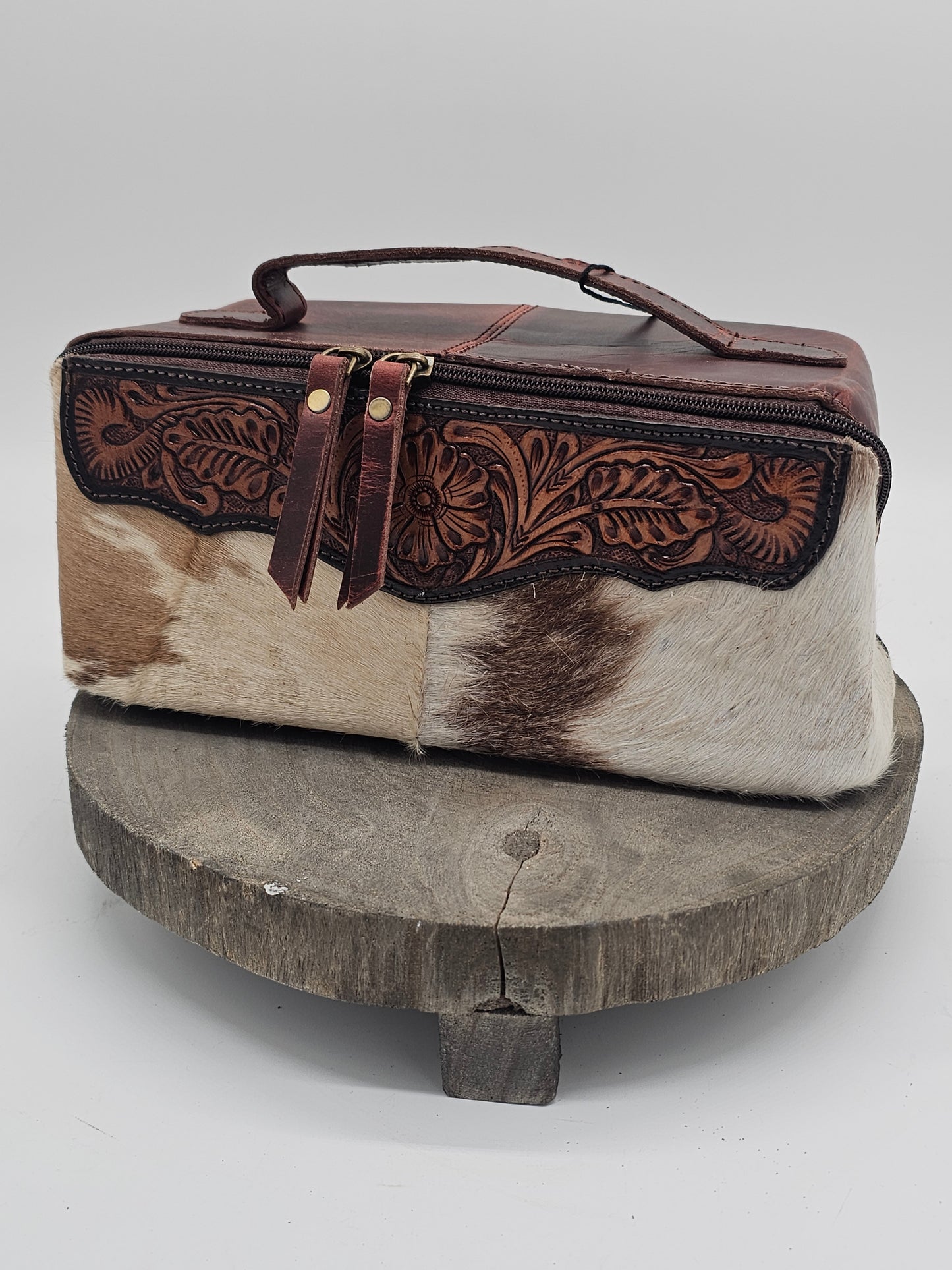 Bath | Toiletry Bag Western Tooled Cowhide