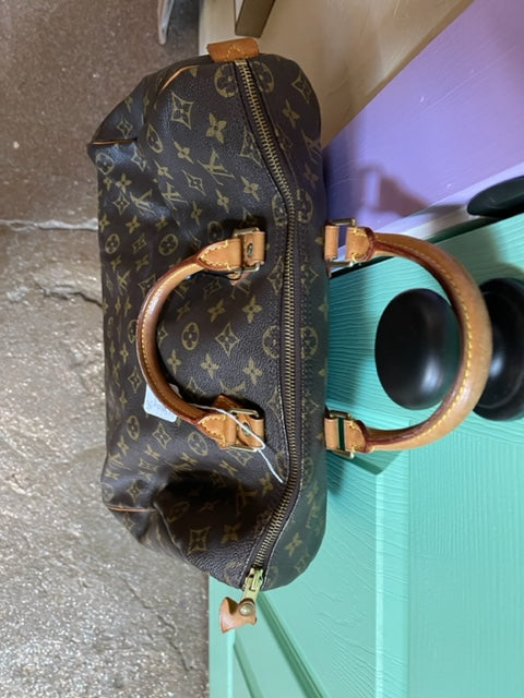 Louis Vuitton (Gently Loved) Speedy 35