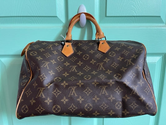 Louis Vuitton (Gently Loved) Speedy 35