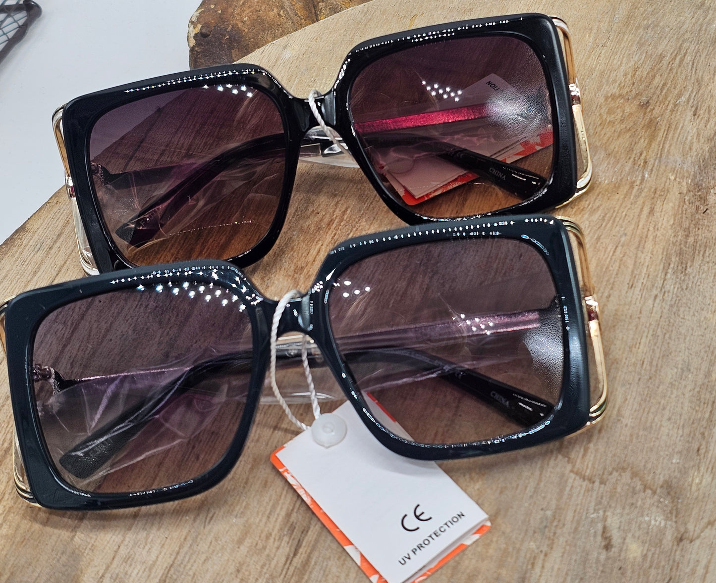 Sunglasses - Simple Elegant Style
