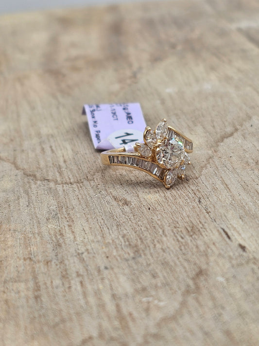 Ring - 18k Gold & 2.49 CT Diamond