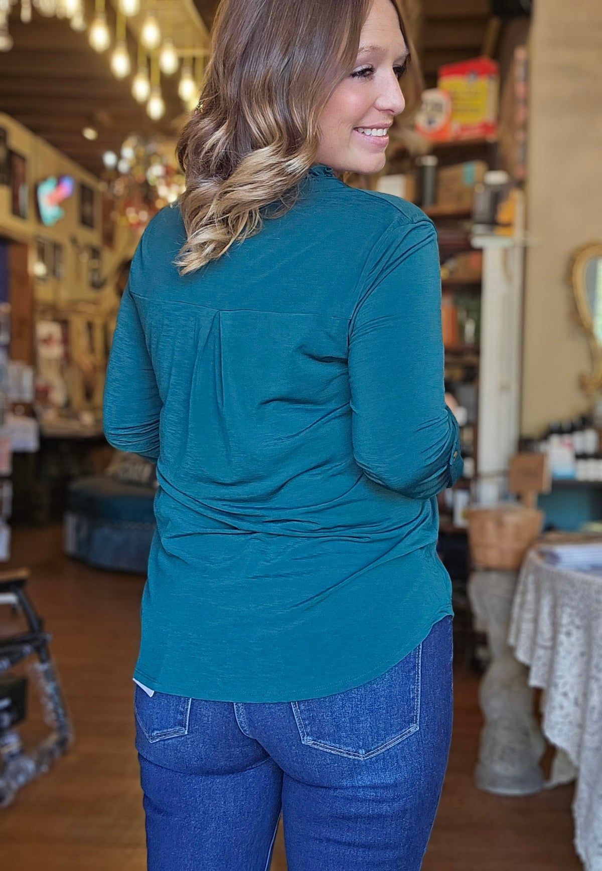 Blouse - Green Ruffled Collar