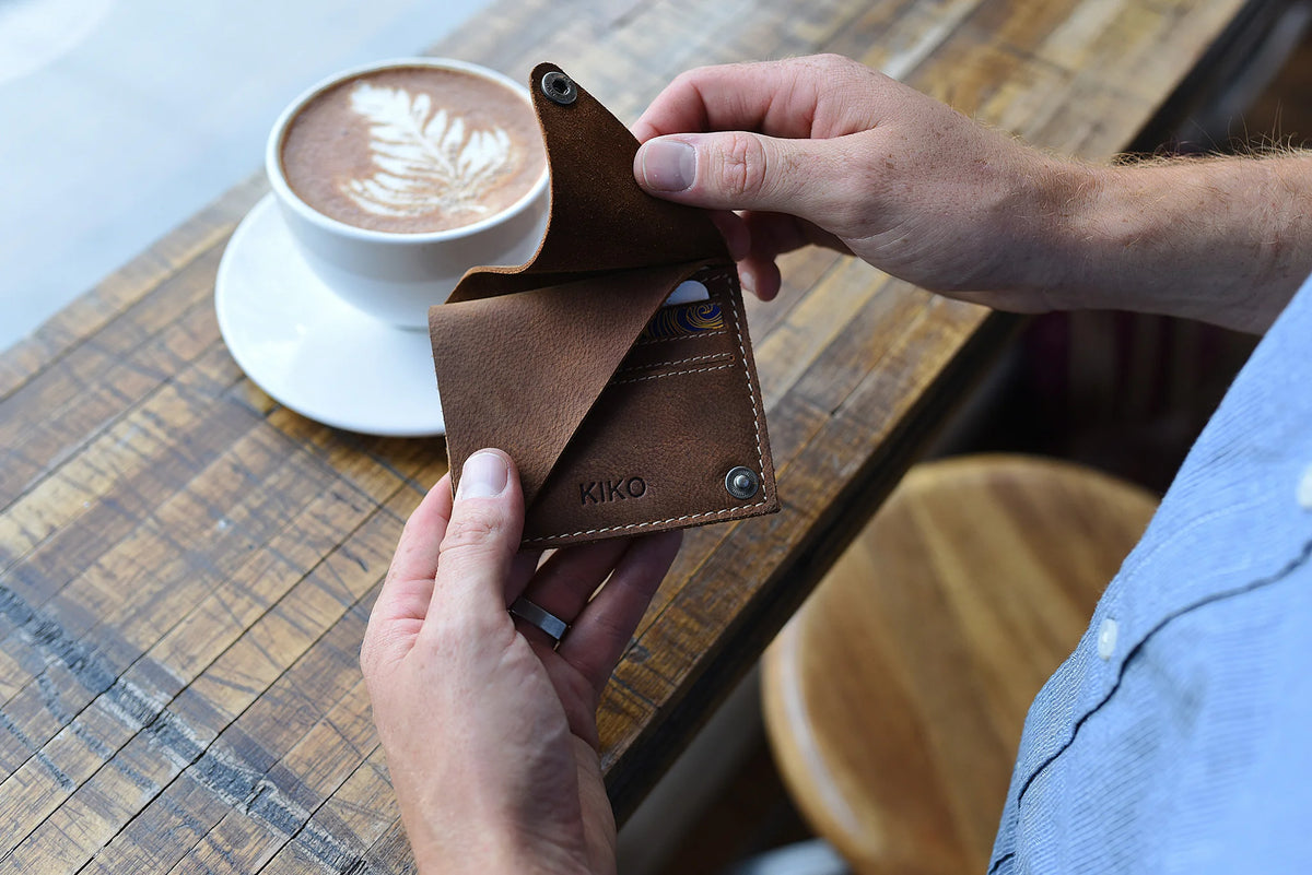 Men&#39;s Gifts | Kiko Leather Brown Wing Fold Card Case