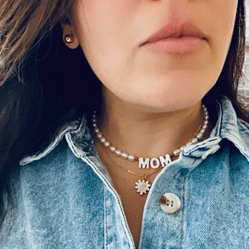 Necklace - Mom Pearl
