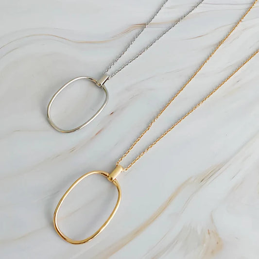 Necklace | Sleek Oval Pendant Long Necklace
