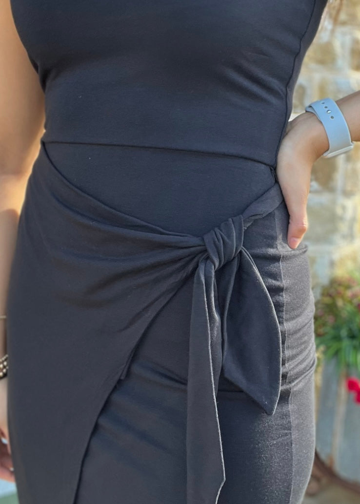 Dresses | Aubrielle Black Scoop Neck W/ Tie Waist