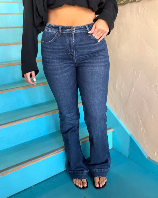 Vervet Trouser Hem Bootcut Jeans