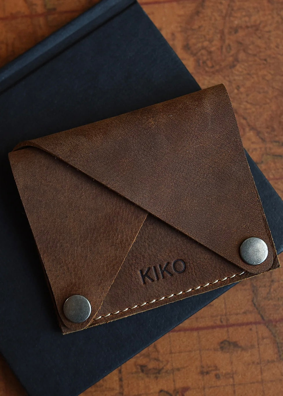 Men&#39;s Gifts | Kiko Leather Brown Wing Fold Card Case