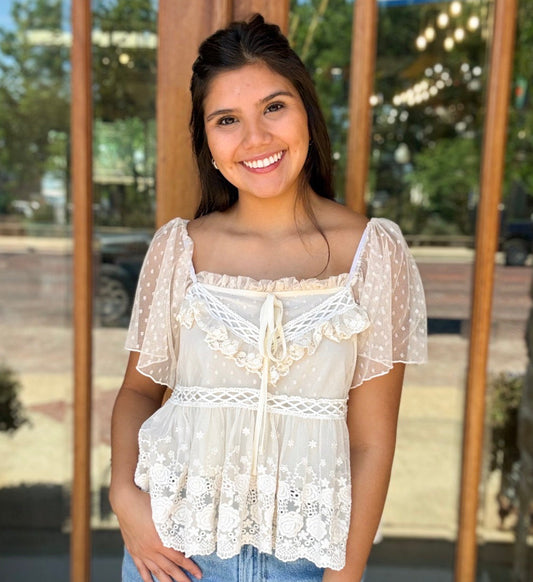 Blouse - Vintage Lace Flutter Sleeve