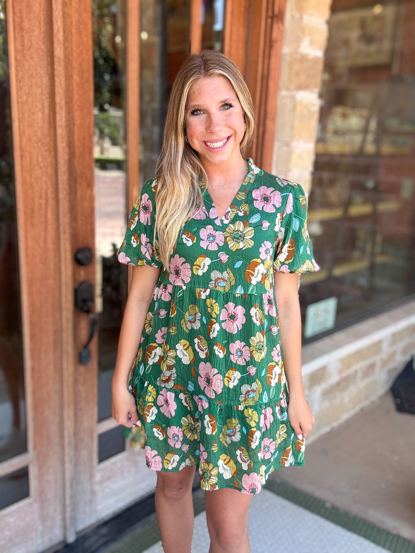 Dress | Green Short Sleeve V-Neck Floral Print Dress