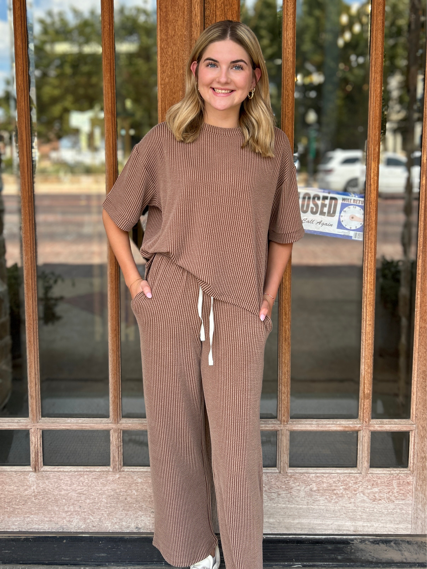 Sets | Brown Raised Rib Short Sleeve Tee & Pants