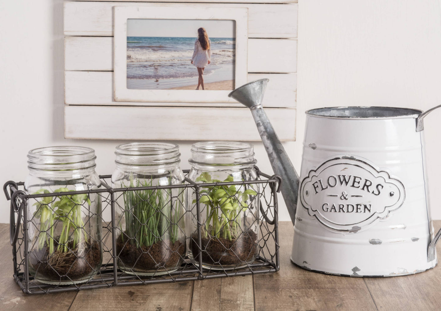 Housewares | Rustic Bronze Chicken Wire Flatware Caddy With Clear Jars