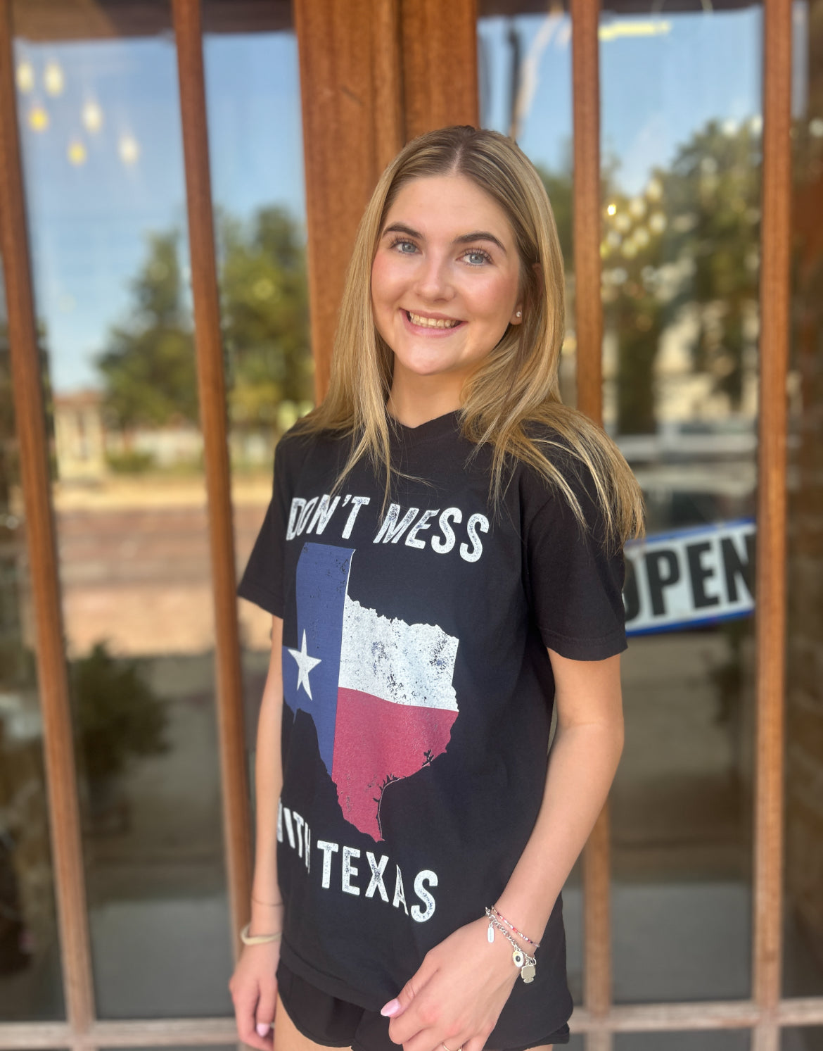 Tops | Graphic Tee Don't Mess With Texas