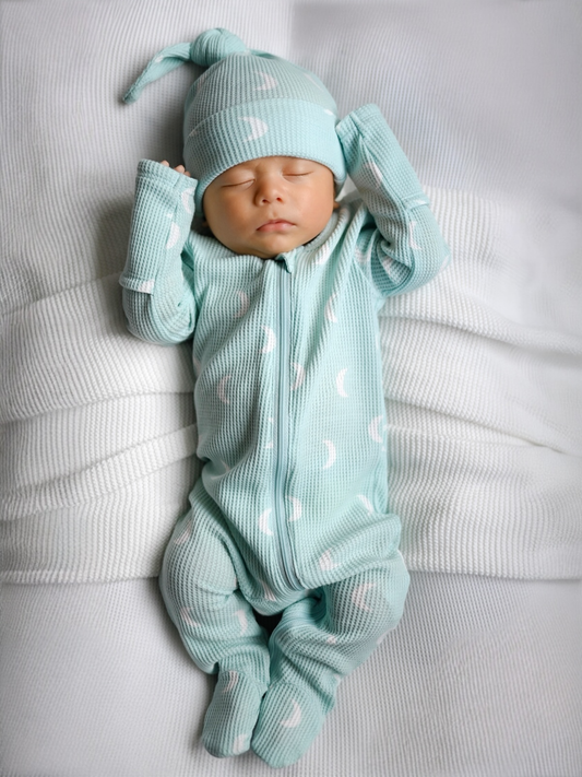 Baby | Light Blue Moon Organic Waffle 2-Way Zip  (0 - 3 mo.)