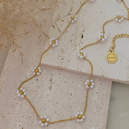 Necklace - Pearls Flowers Choker