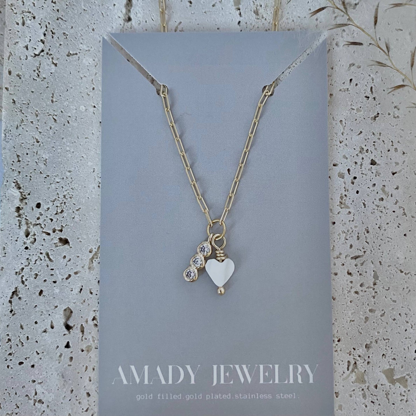 Necklace - Shell Pearl Heart