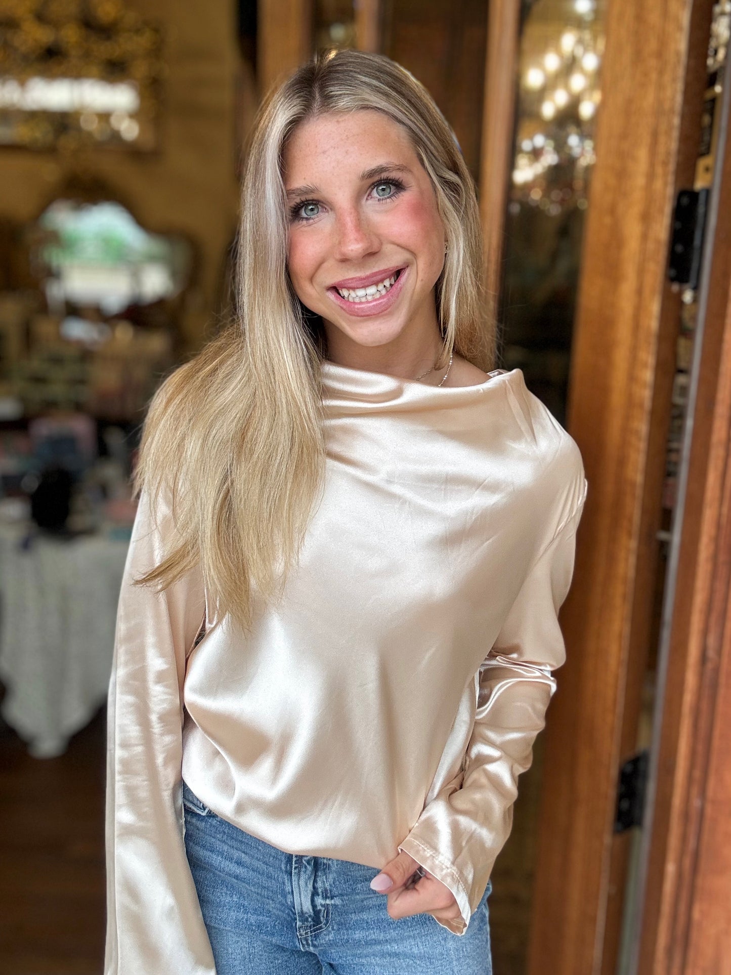 Blouse - Champagne Swing Collar