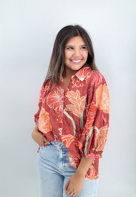 Top | Oddi Crinkled Floral Print Blouse W Puffed Half Sleeves, Collar and Front Button Closure
