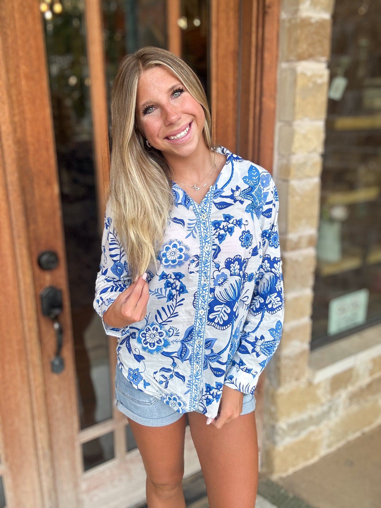 Top | Blouse Blue and White Geometric Printed Classic Button Down