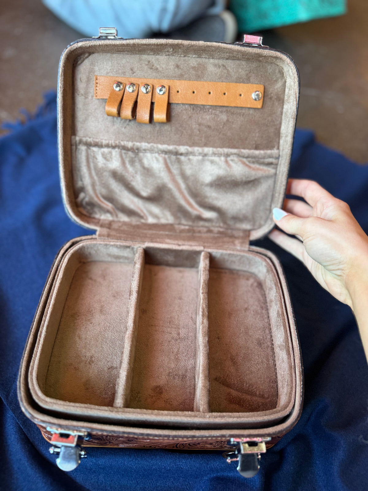 Jewelry Storage | Brown Tooled Leather With Locket Jewelry Box